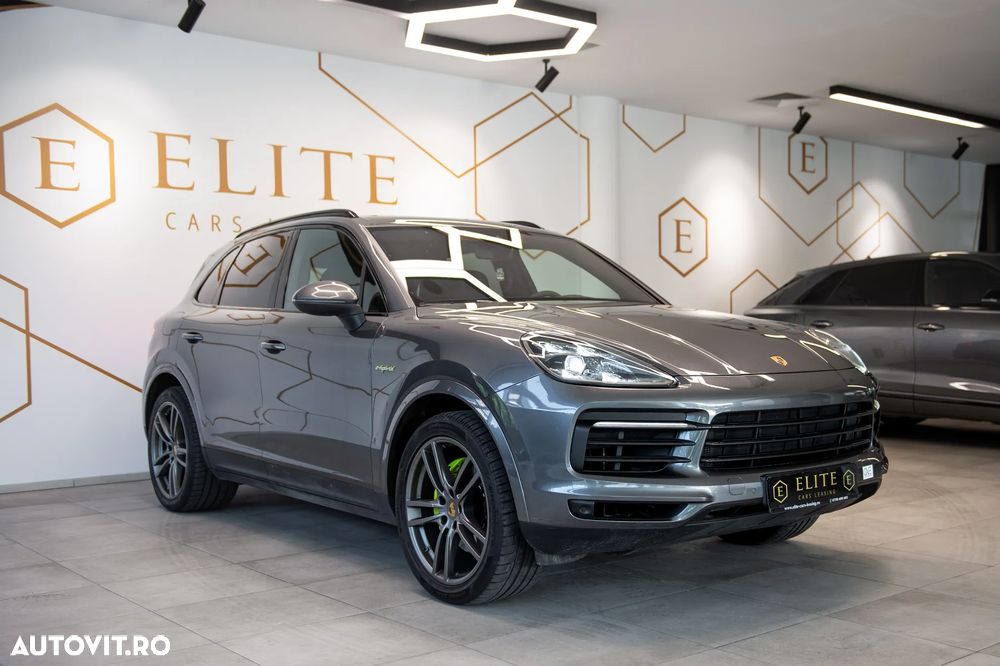 Porsche Cayenne - 3