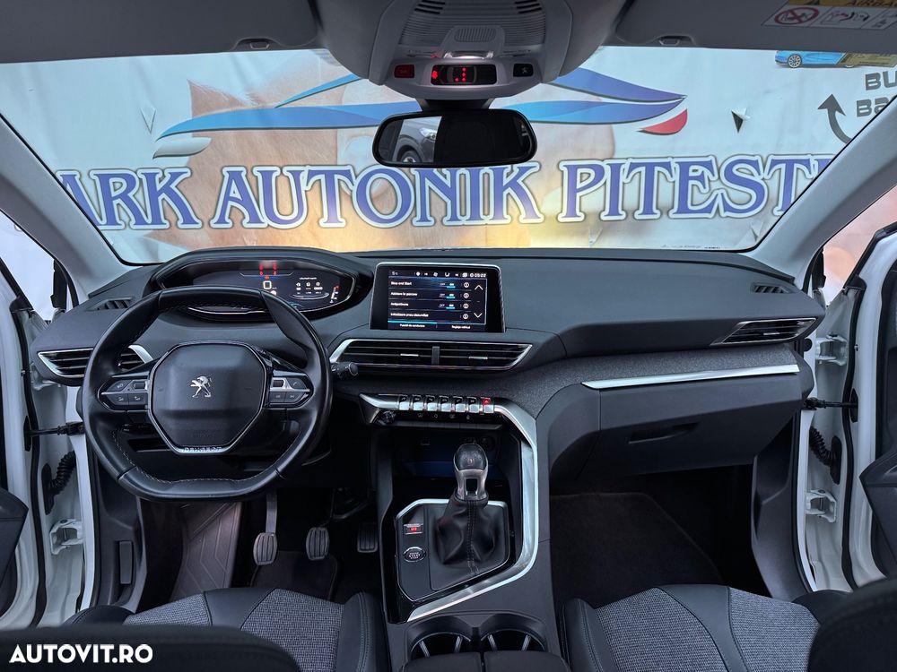 Peugeot 3008 1.2 PureTech Turbo S&S GT-Line - 28
