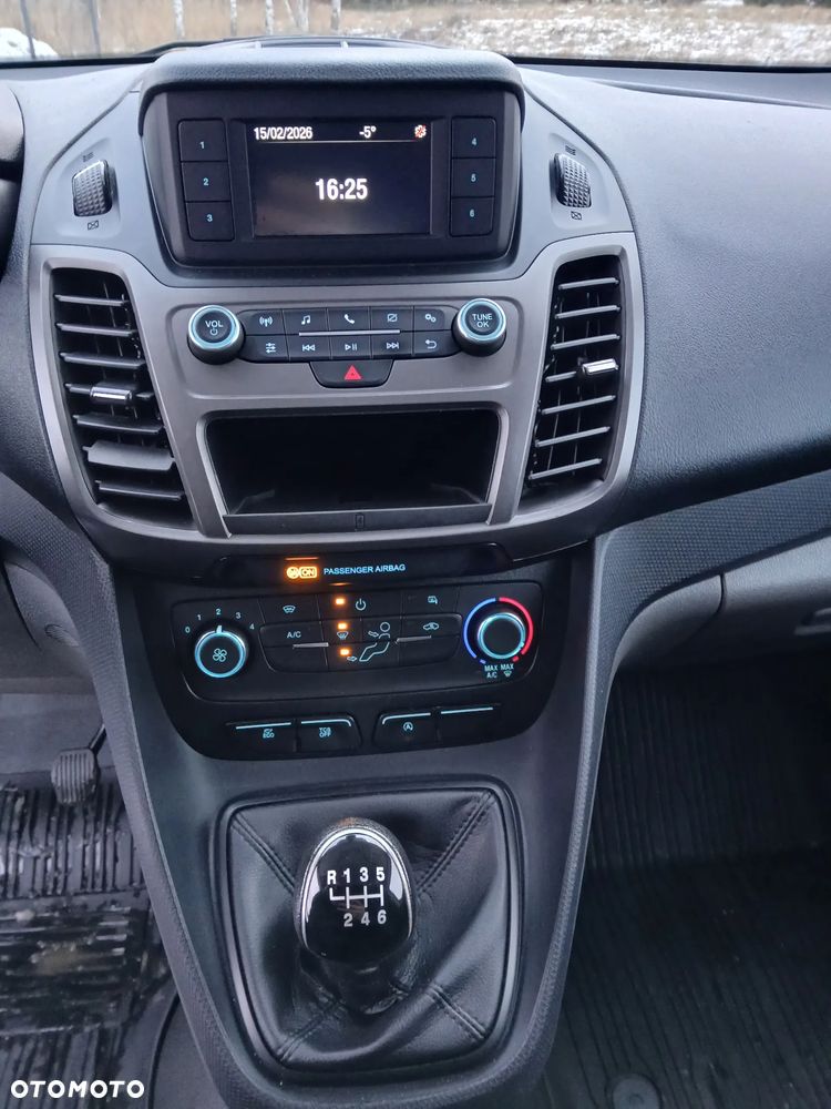 Ford Transit Connect - 15