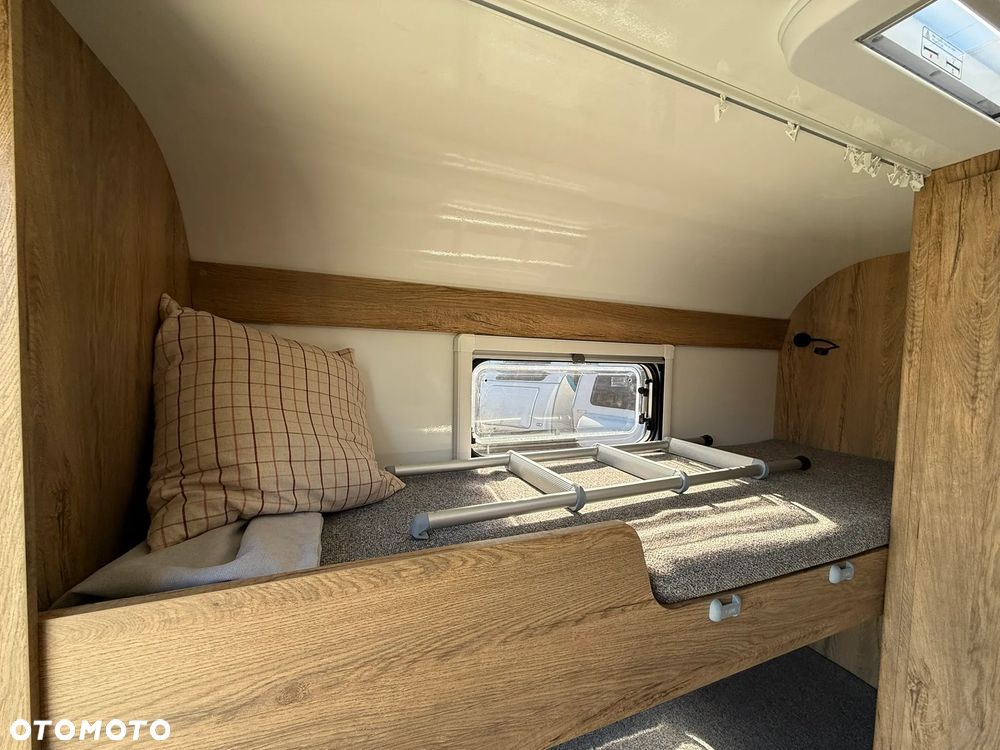 Niewiadów LAZUR przyczepa kempingowa NIEWIADÓWKA dla 4 osób z łazienką i WC 1000kg - 29