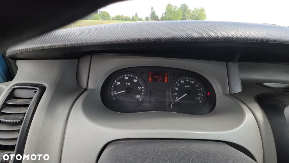 Renault Trafic - 8