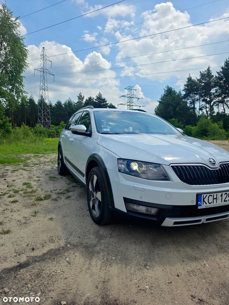 Skoda Octavia Scout 2.0 TDI 4x4 DSG - 1