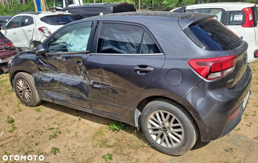 Kia Rio 1.2 Dream Team Edition - 8