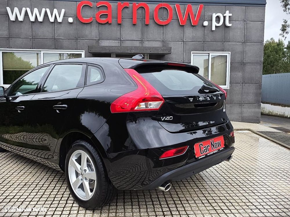 Volvo V40 2.0 D2 Momentum Geartronic - 13