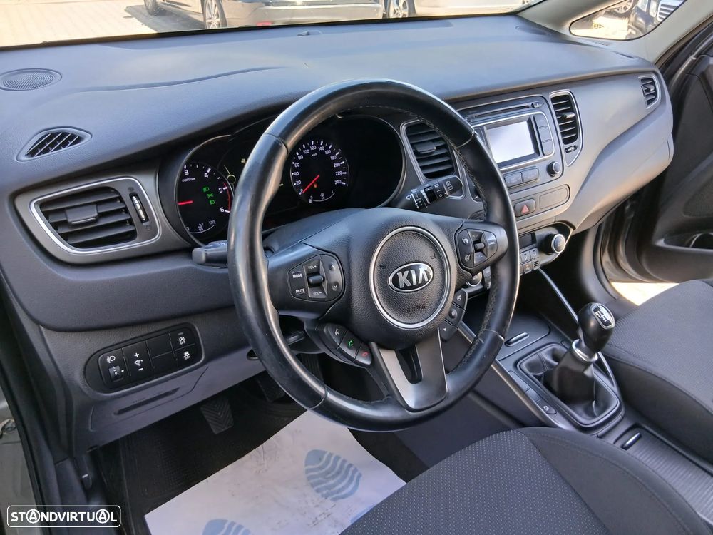 Kia Carens 1.7 CRDi ISG TX - 12