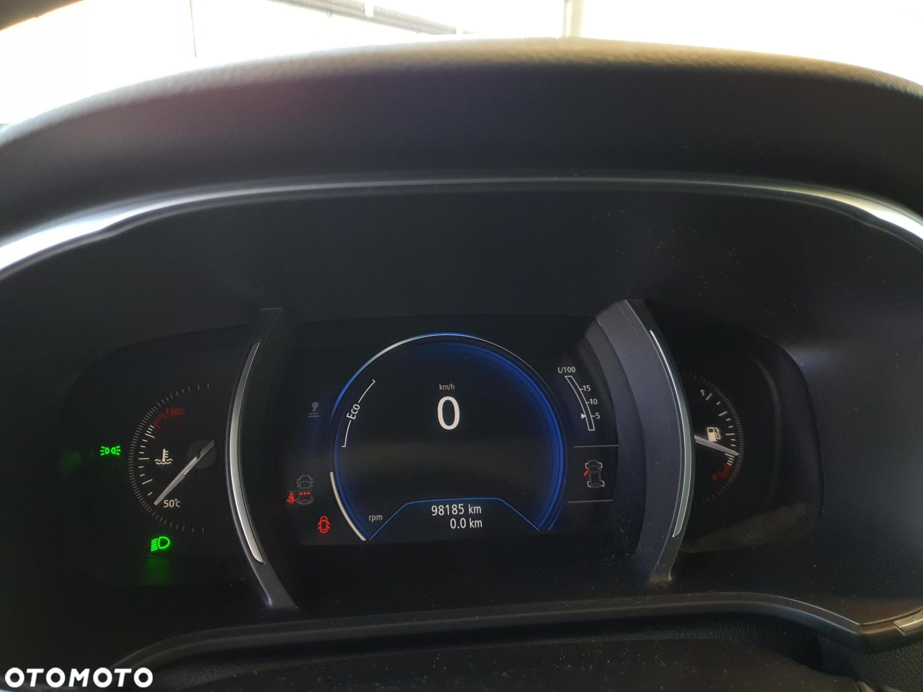 Renault Megane 1.5 Blue dCi Limited - 10