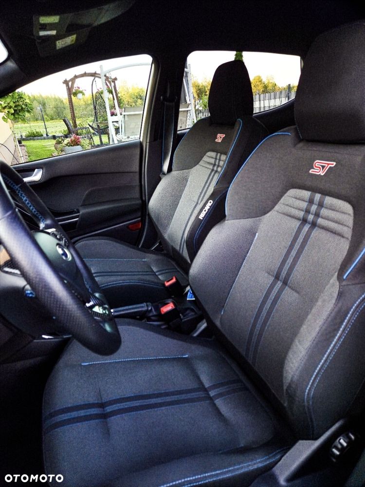 Ford Fiesta - 5