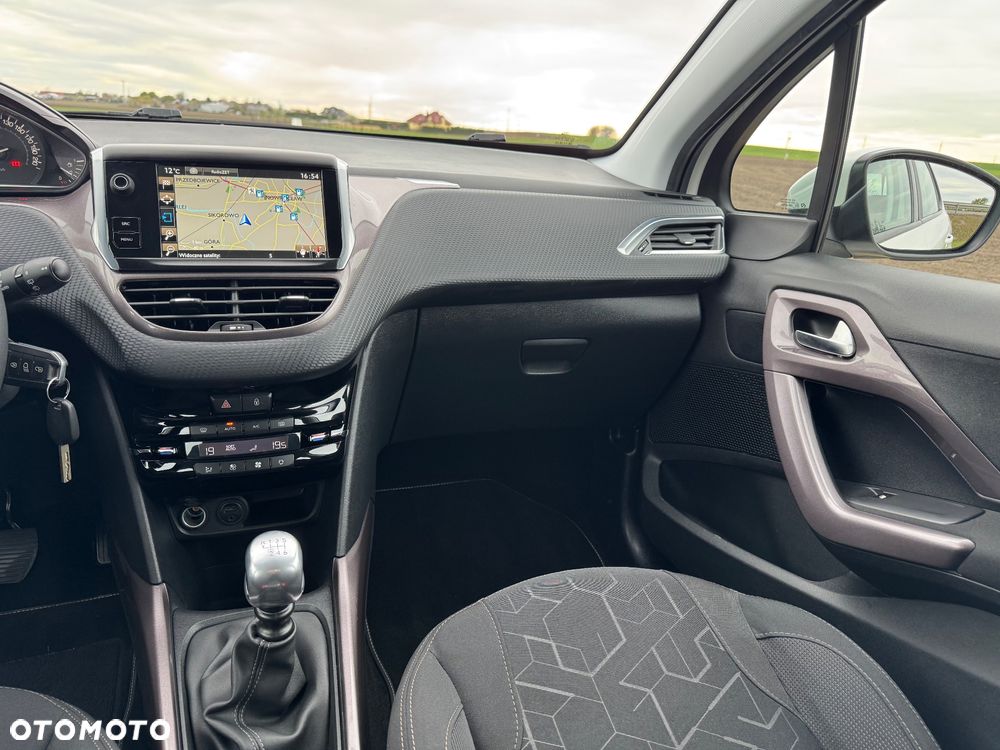 Peugeot 2008 e-HDi FAP 115 STOP & START Business-Line - 29