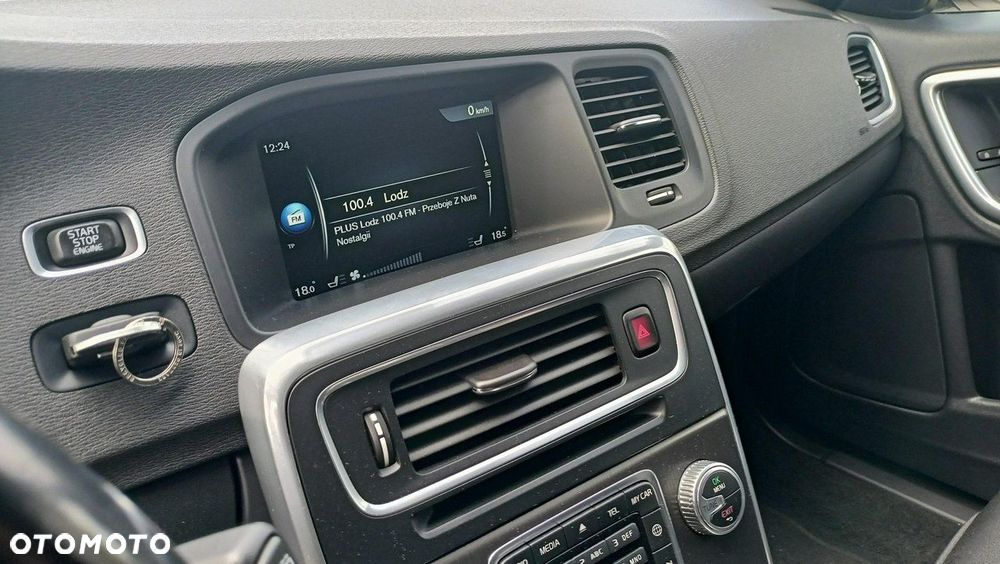 Volvo V60 - 40