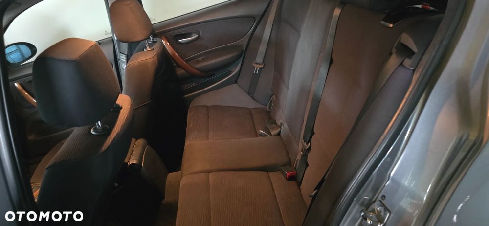BMW Seria 1 118i - 18