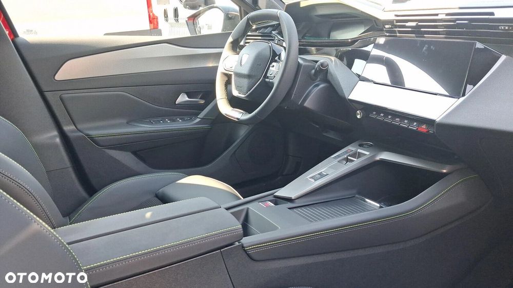 Peugeot 308 1.2 mHEV GT Exclusive S&S e-DCS6 - 10