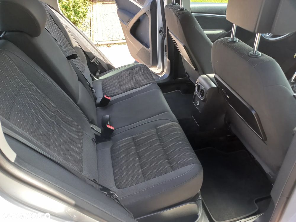 Volkswagen Tiguan 2.0 TDI DPF 4Motion DSG Sport & Style - 24
