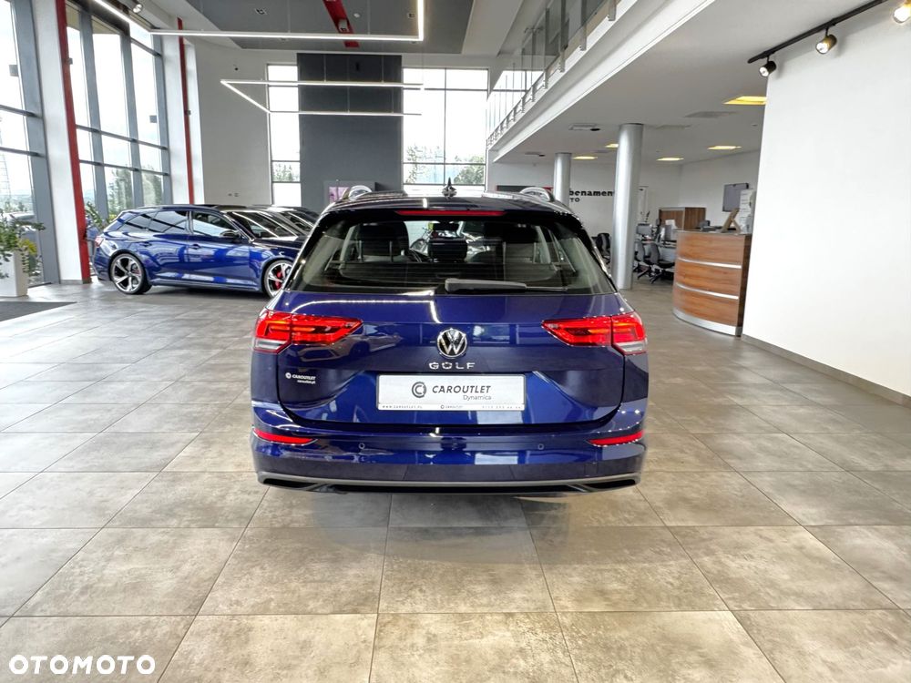 Volkswagen Golf Variant - 8