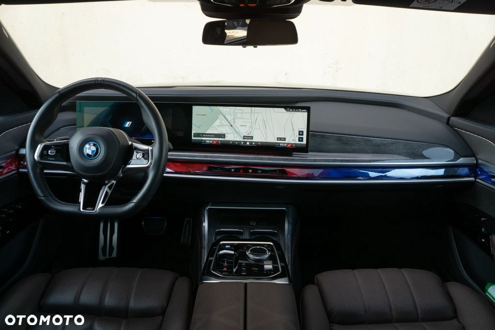 BMW i7 - 3