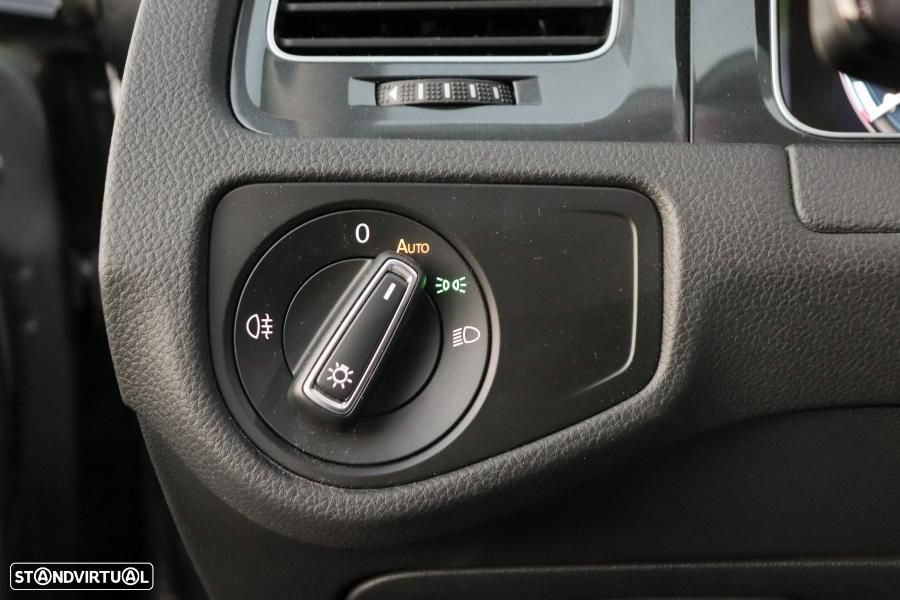 VW e-Golf AC/DC - 15
