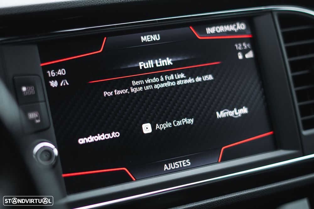 SEAT Leon SC 2.0 TSI S&S DSG Cupra 300 - 32