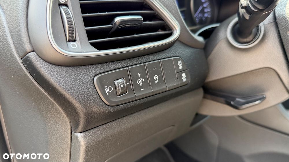 Hyundai i30 1.0 T-GDI Comfort DCT - 30