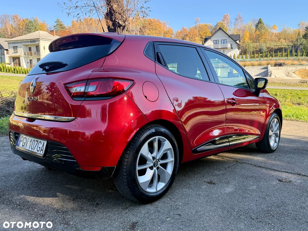 Renault Clio 1.2 16V Limited - 12