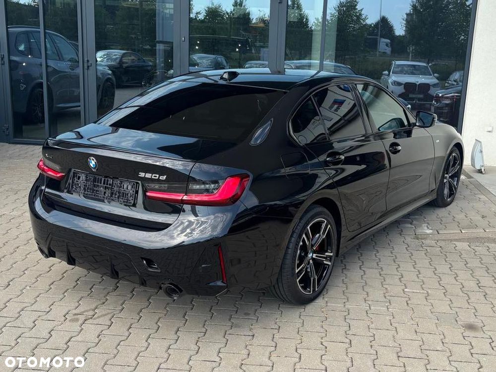 BMW Seria 3 320d xDrive mHEV M Sport - 4