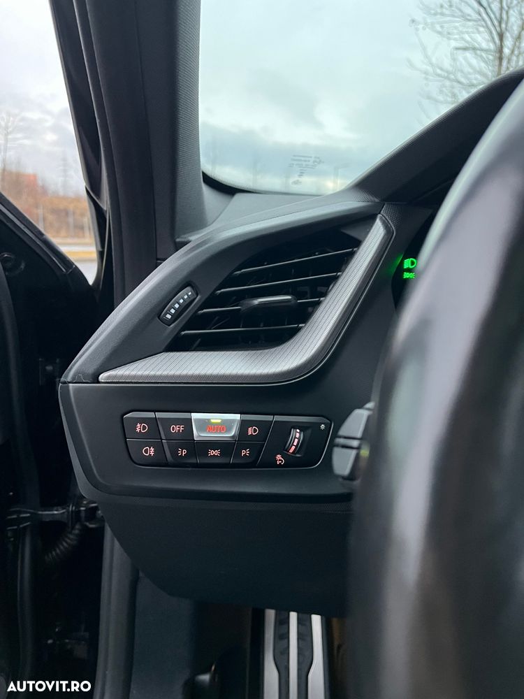 BMW Seria 1 118i Aut. M Sport - 9