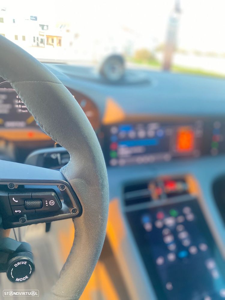 Porsche Taycan Standard - 14