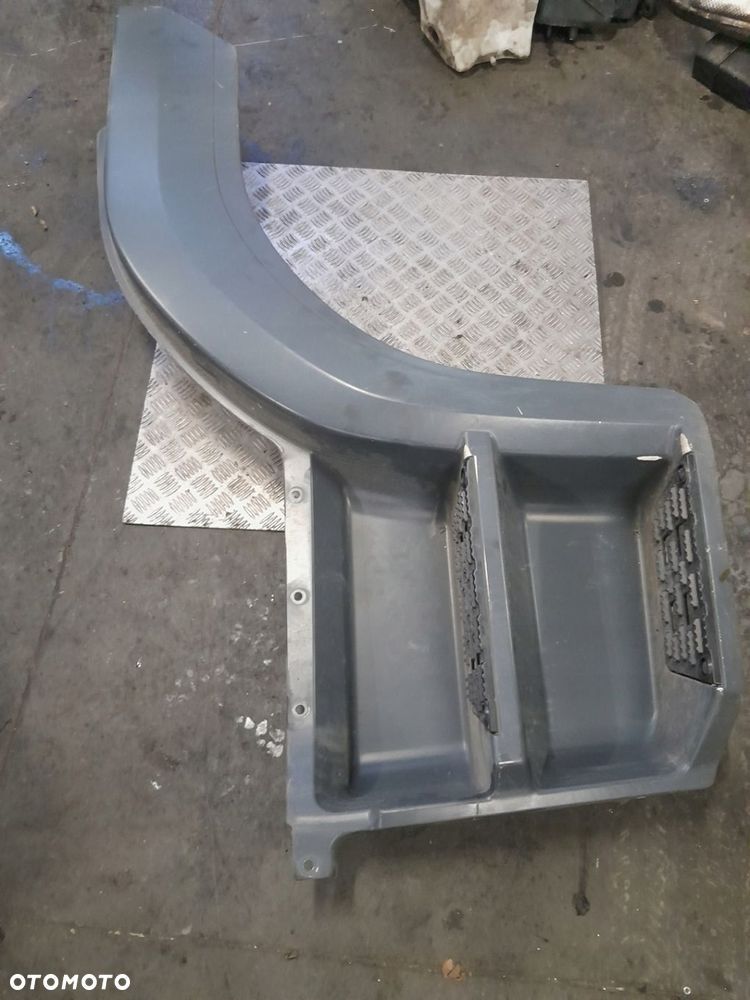 MERCEDES ATEGO EURO 6 STOPIEŃ STOPNICA LEWA SCHODKI A9676660301 - 1