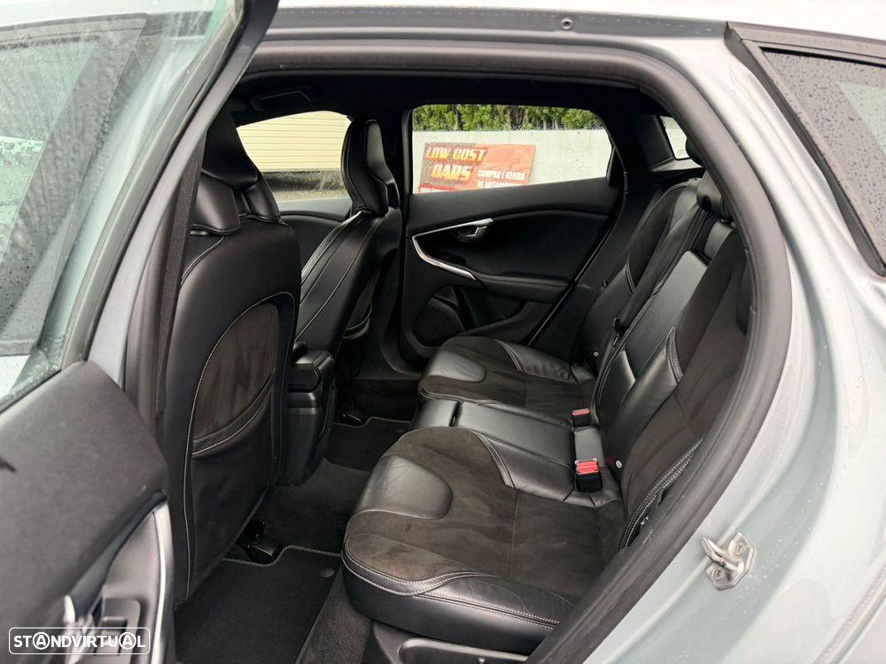 Volvo V40 2.0 D2 R-Design - 9