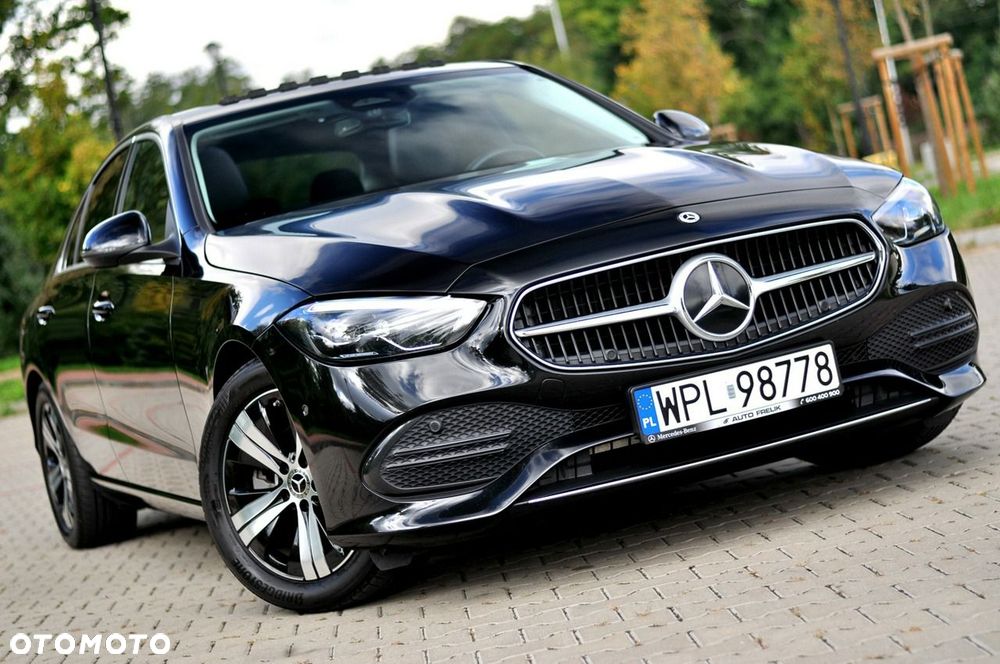 Mercedes-Benz Klasa C 200 mHEV - 34