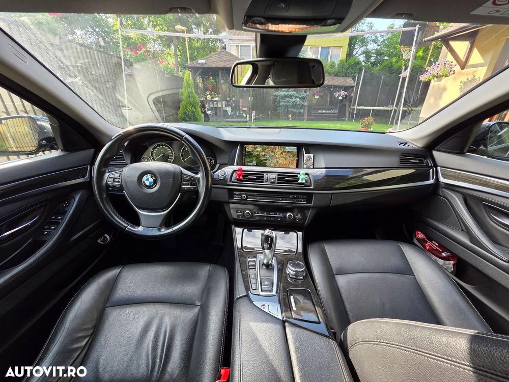 BMW Seria 5 520d xDrive AT - 9