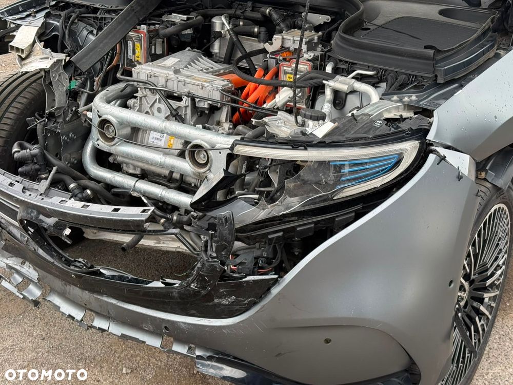 Mercedes-Benz EQC 400 4-Matic - 6
