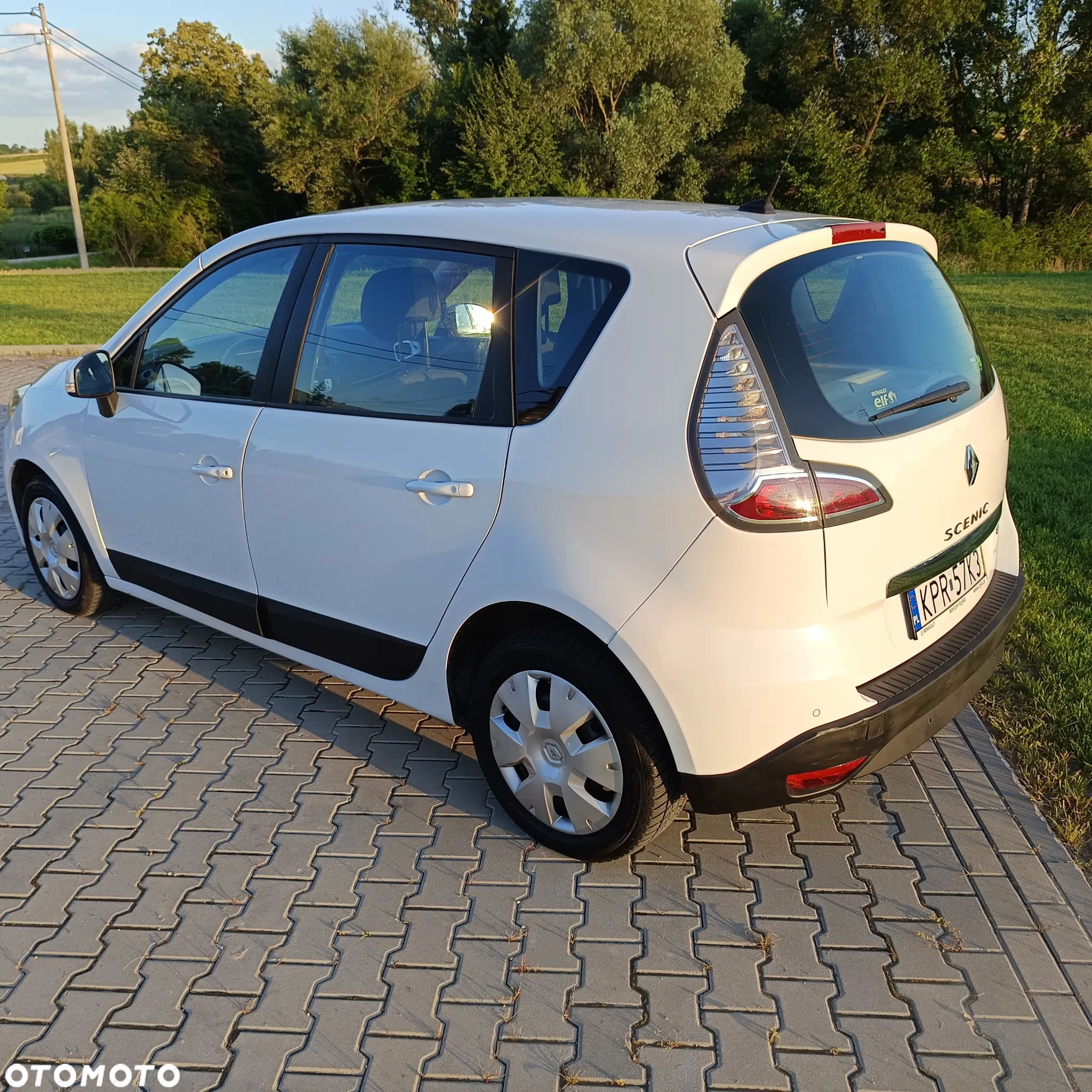 Renault Scenic 1.5dCi TomTom Edition - 5