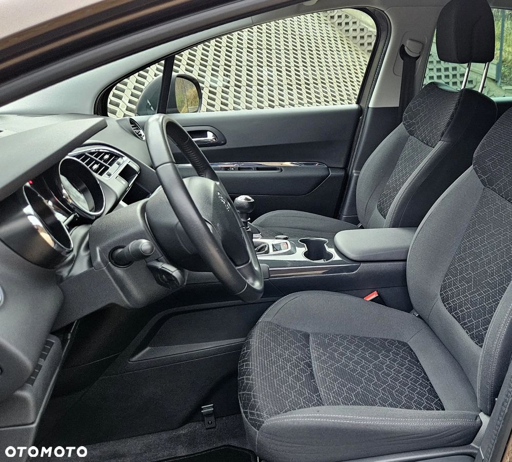 Peugeot 3008 PureTech 130 Style - 26