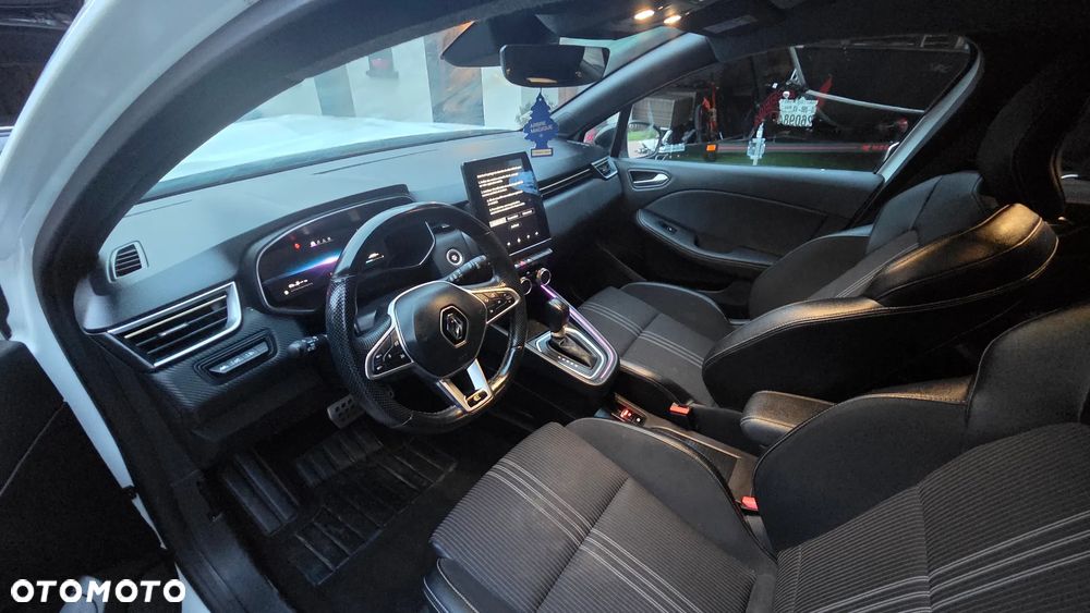 Renault Clio - 16
