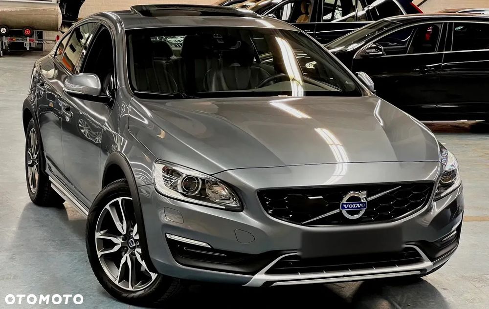 Volvo S60 D5 Summum - 8