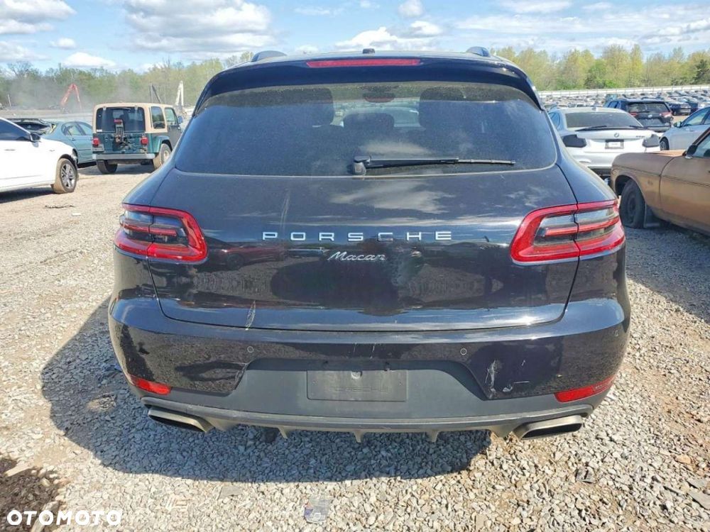 Porsche Macan - 3