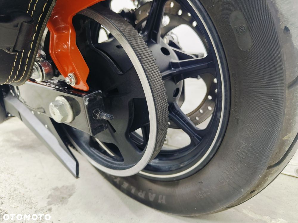 Harley-Davidson Street XG 750 - 27