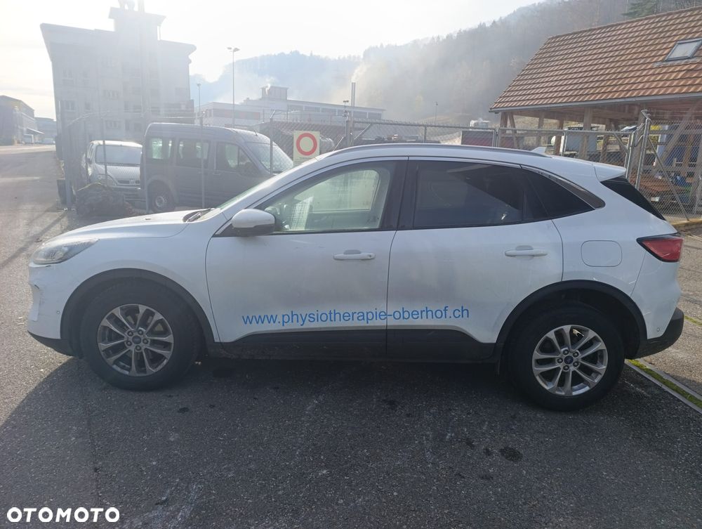 Ford Kuga 2.5 Duratec FHEV TITANIUM - 2