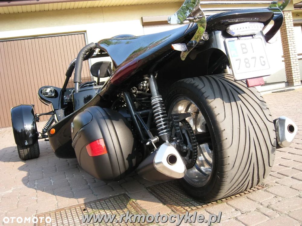 Can-Am Spyder - 19