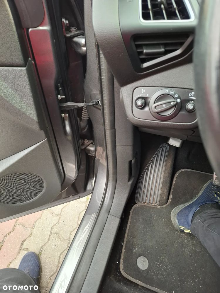 Ford Kuga - 30