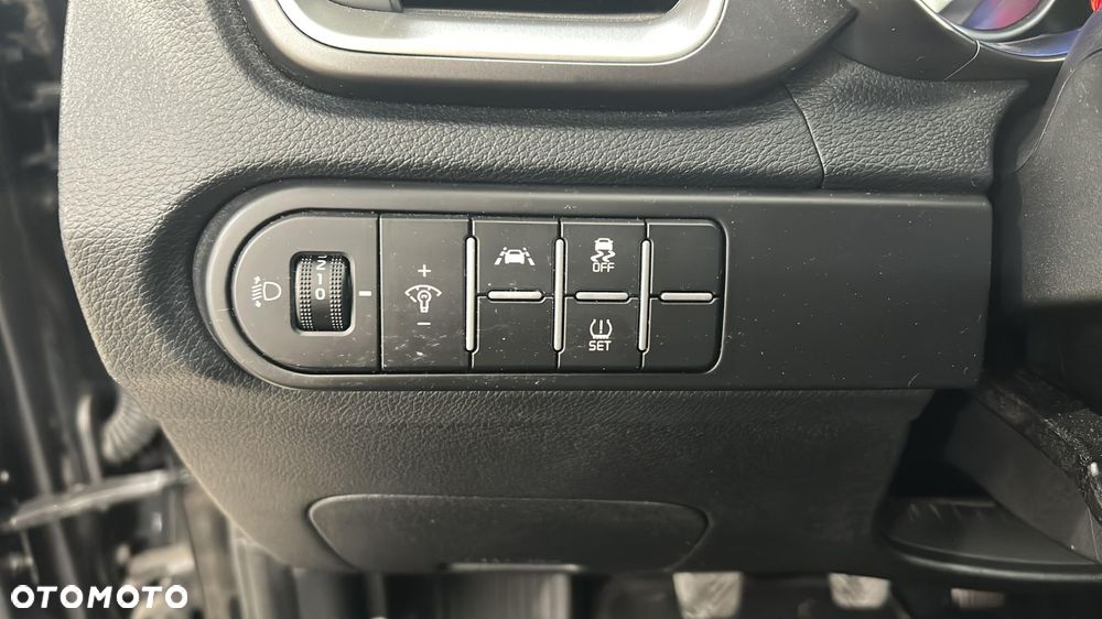 Kia Ceed 1.5 T-GDI M - 27