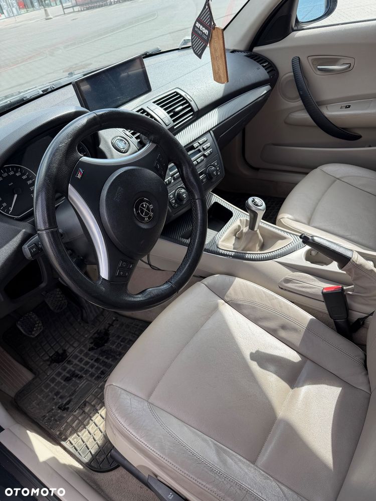 BMW Seria 1 120i - 18