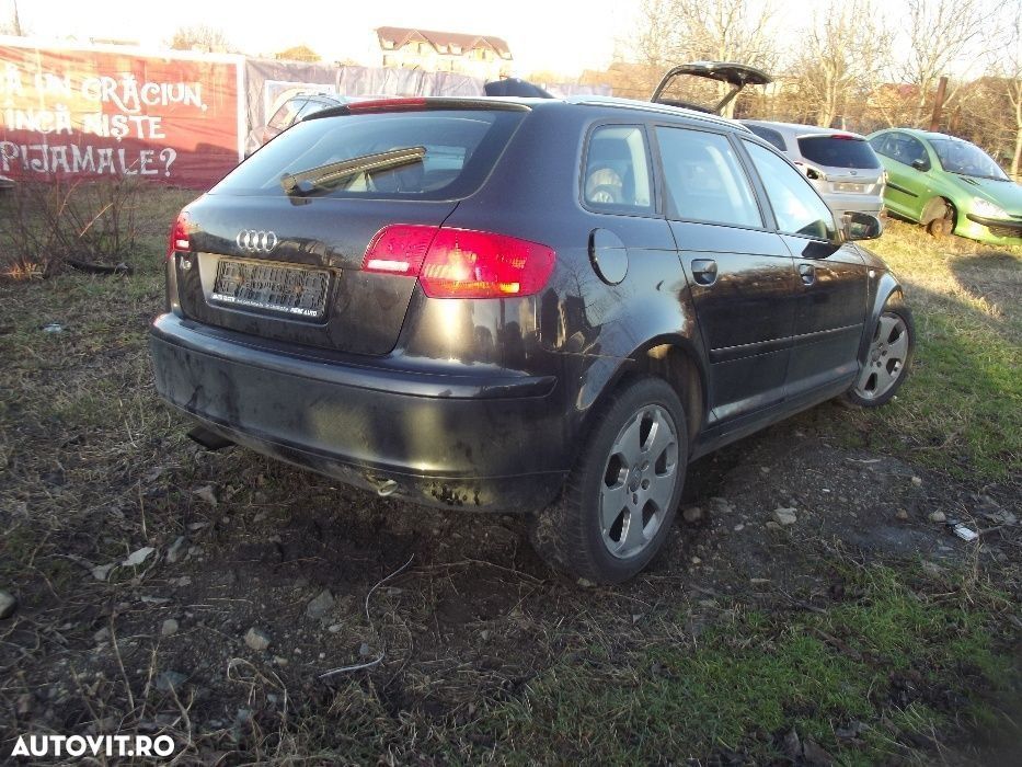 Dezmembrez Audi A3 2.0 5 usi an 2006 volan stanga motor cutie piese - 1