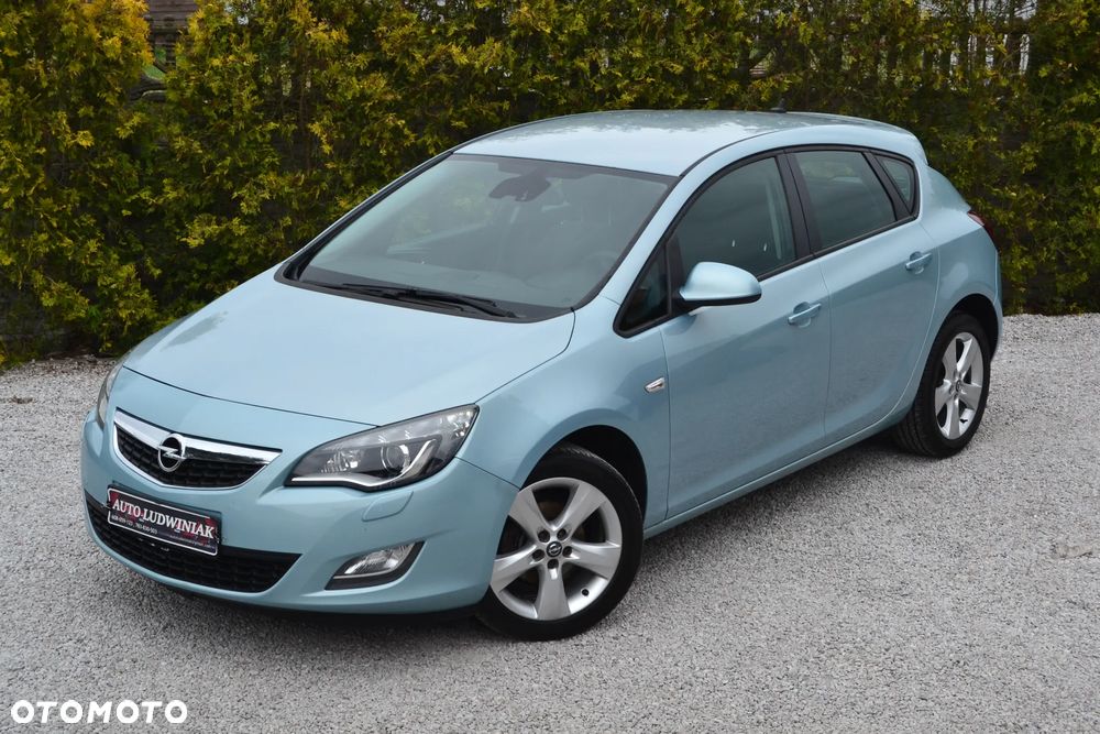 Opel Astra 1.4 EcoFLEX Design Edition - 7