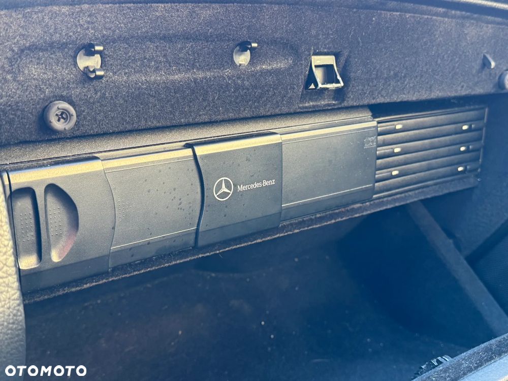 Mercedes-Benz CLK 280 7G-TRONIC Avantgarde - 13