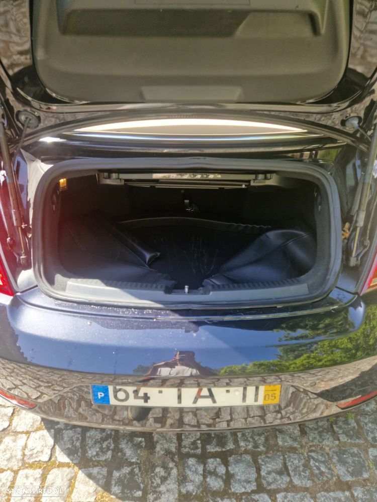 VW New Beetle Cabriolet 1.2 TSI Design DSG - 23