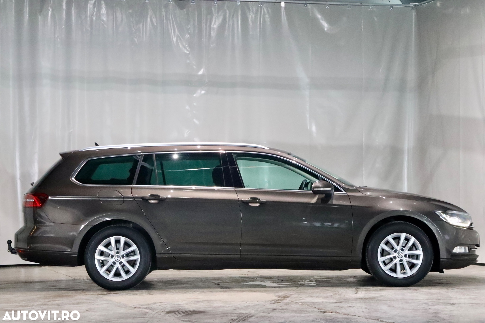 Volkswagen Passat Variant 1.6 TDI (BlueMotion Technology) Comfortline - 39