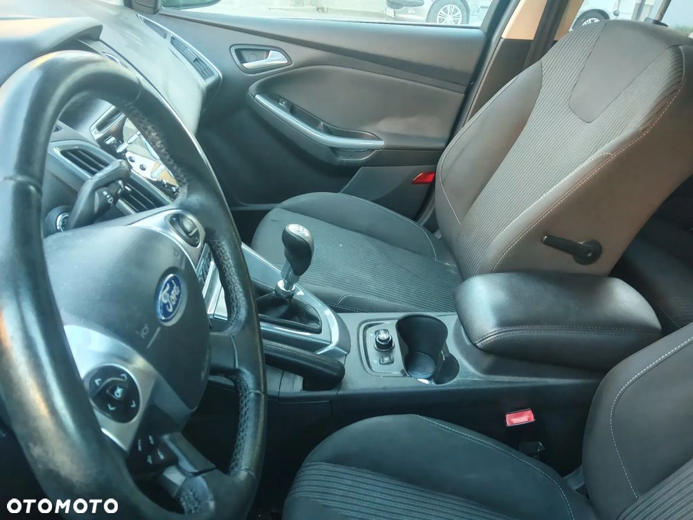 Ford Focus - 7