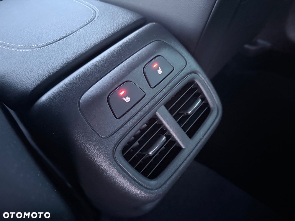 Opel Insignia - 40