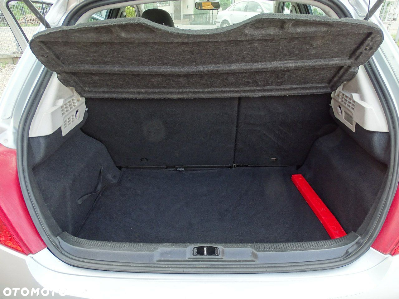 Peugeot 207 - 13