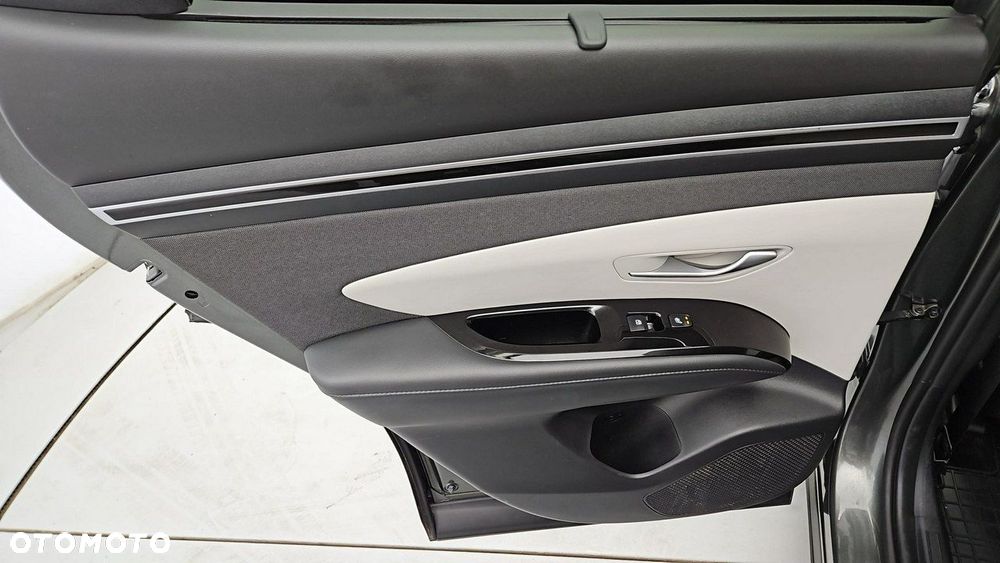Hyundai Tucson - 25
